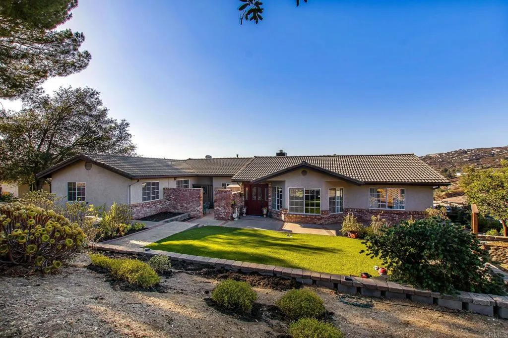 https://cdn.realtyfeed.com/cdn/127/306781025/4e1fbf0cbff549853d5d125c5f3eb2b4.webp
