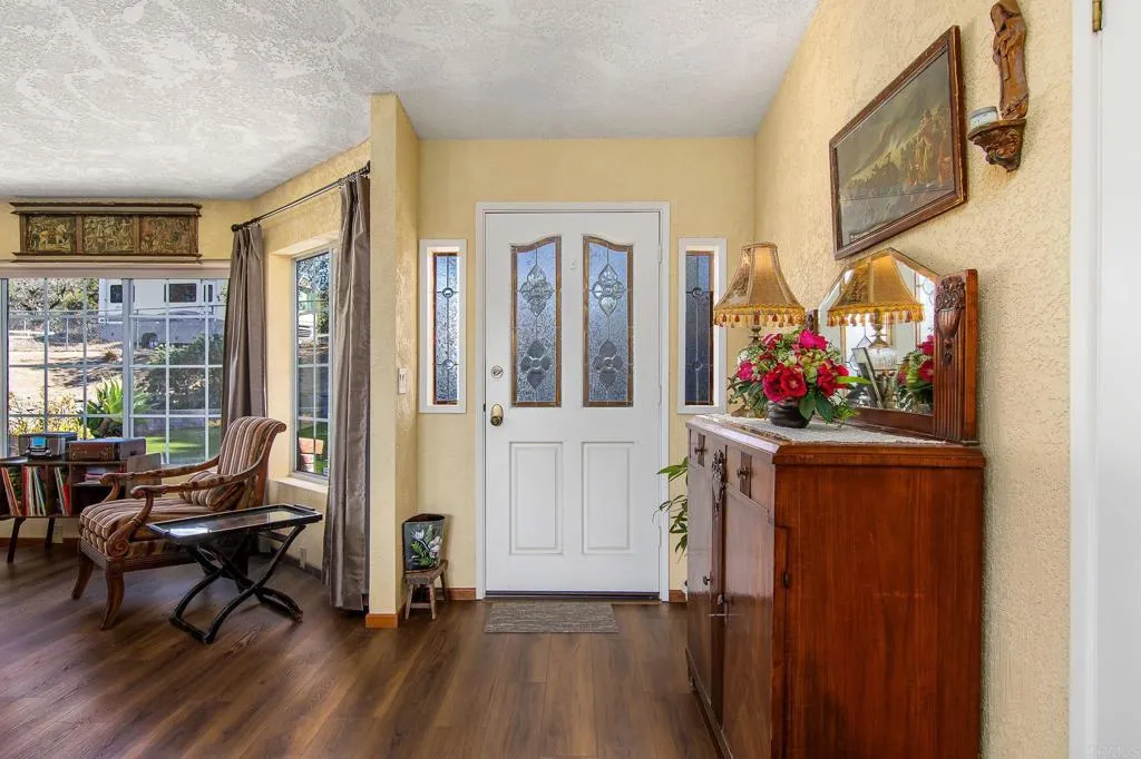 https://cdn.realtyfeed.com/cdn/127/306781025/e066c9ac37ff210e0f9e43bd31c688d6.webp