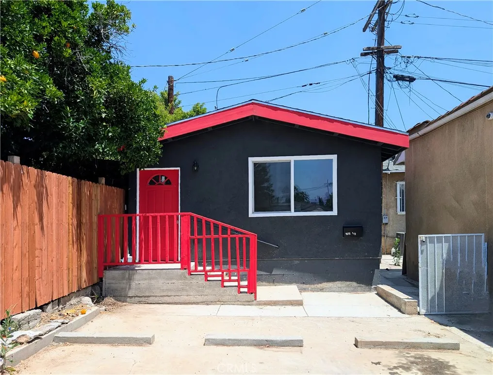 1575 Munson Avenue Unit 1/2