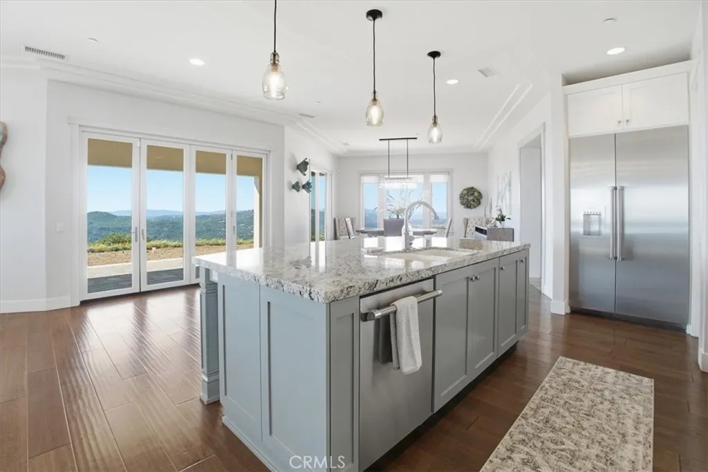 https://cdn.realtyfeed.com/cdn/127/306781108/51c294546d24b3002402971e8b565dbe.webp