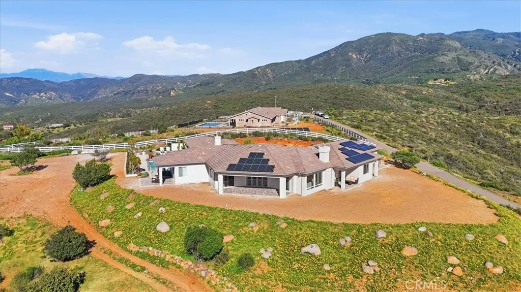 https://cdn.realtyfeed.com/cdn/127/306781108/5be05dc9f20fedaebffb2c46a7181899.webp