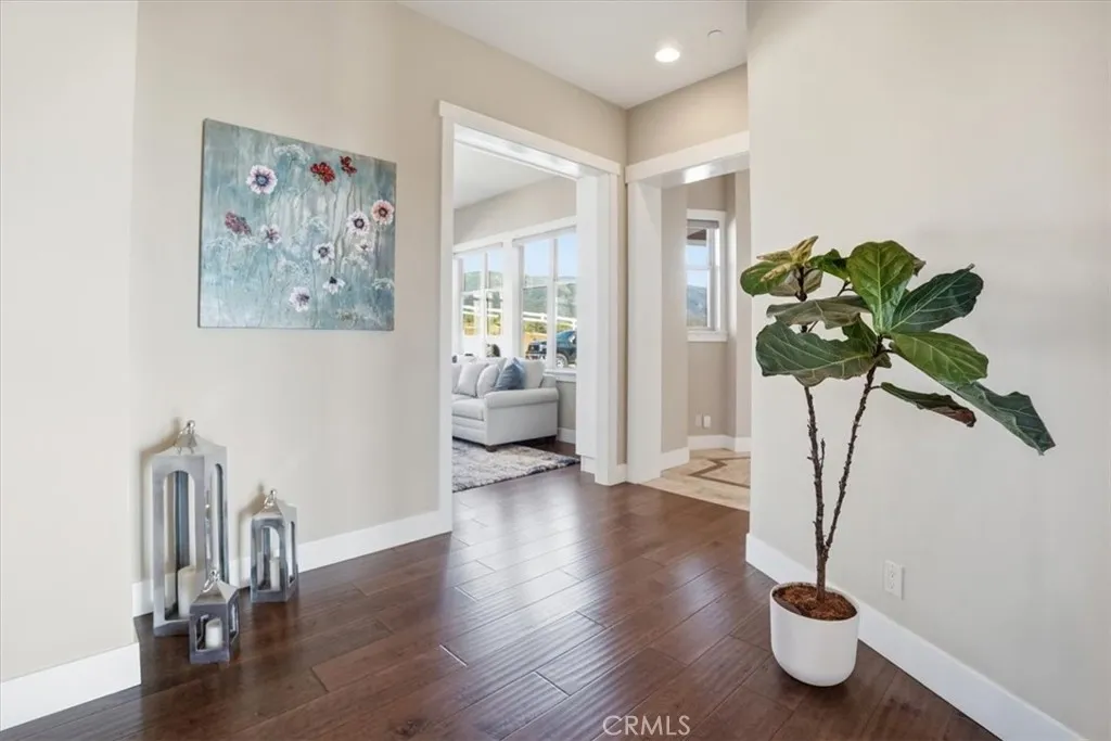 https://cdn.realtyfeed.com/cdn/127/306781108/64a2734738c9050bfbba4d5cee4eb240.webp
