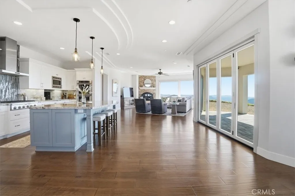 https://cdn.realtyfeed.com/cdn/127/306781108/7dba03640f3433eabafe0385ef67cf26.webp