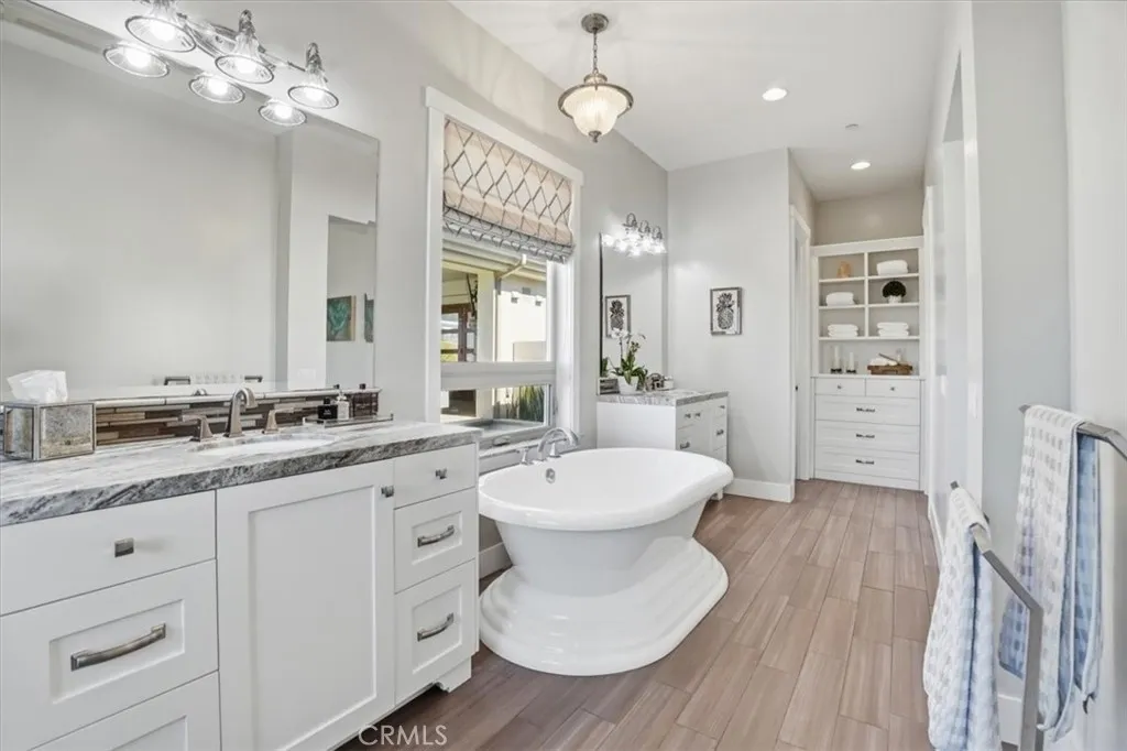 https://cdn.realtyfeed.com/cdn/127/306781108/aa4195887fe469ee62f74c6c0c16b8c6.webp