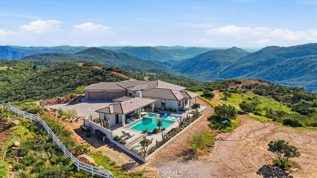 https://cdn.realtyfeed.com/cdn/127/306781108/d53fb1277582f70c179bb565617aabed.webp