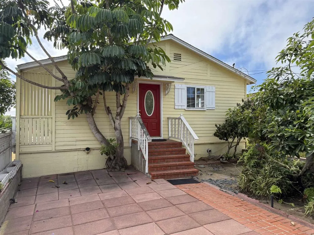 https://cdn.realtyfeed.com/cdn/127/306781150/ad3090ea92e5b51b7d6077809fa012d7.webp