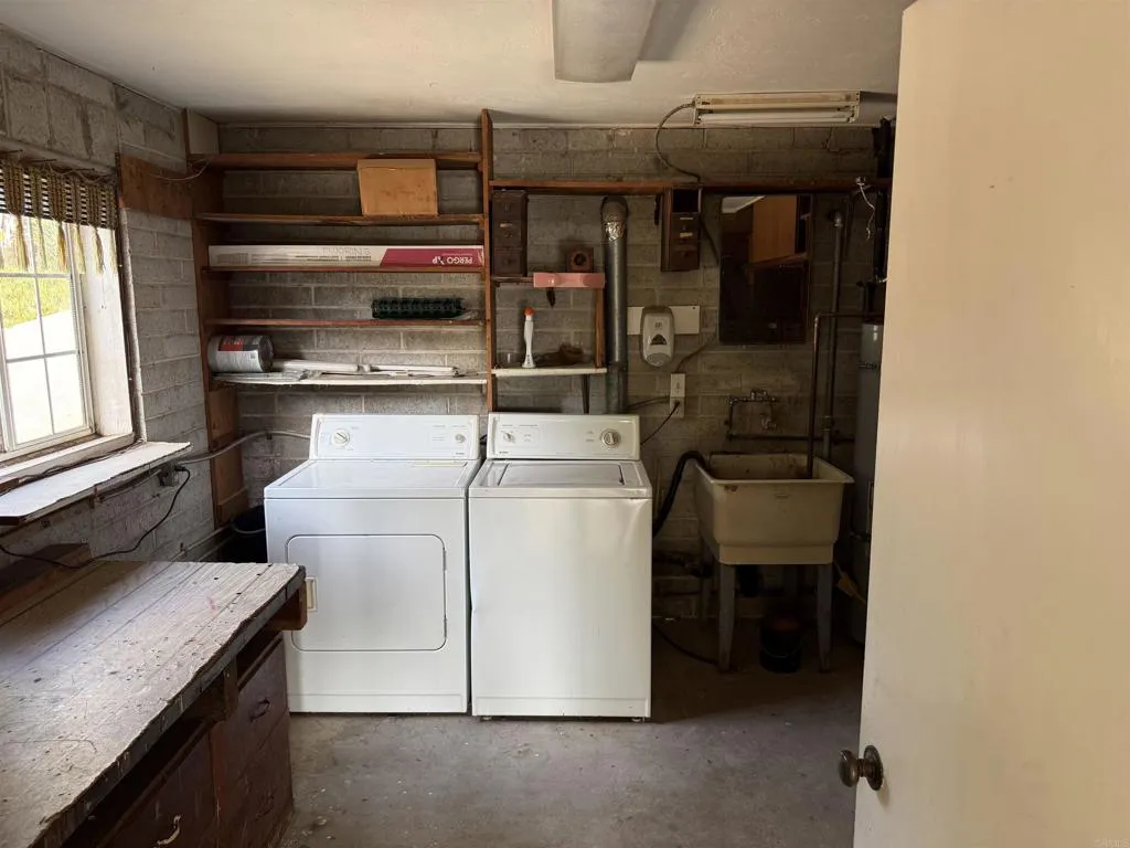 https://cdn.realtyfeed.com/cdn/127/306781150/cc8f49ae2b1bce978948869e207c3b41.webp