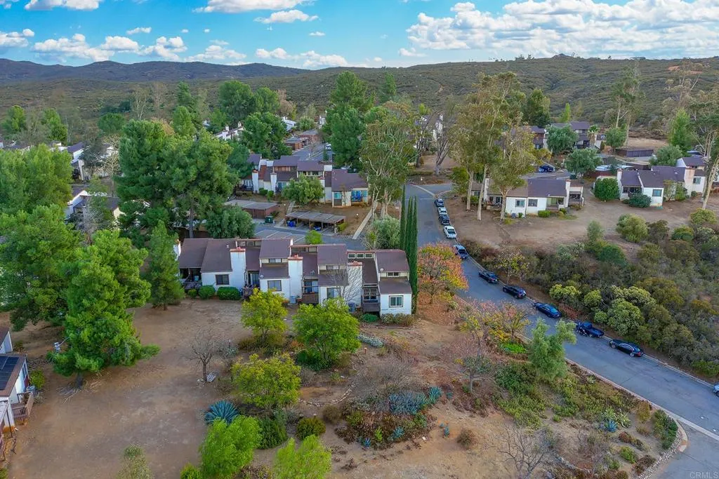 https://cdn.realtyfeed.com/cdn/127/306781169/a1c2d89e63989cdfe2d015e1116cac97.webp
