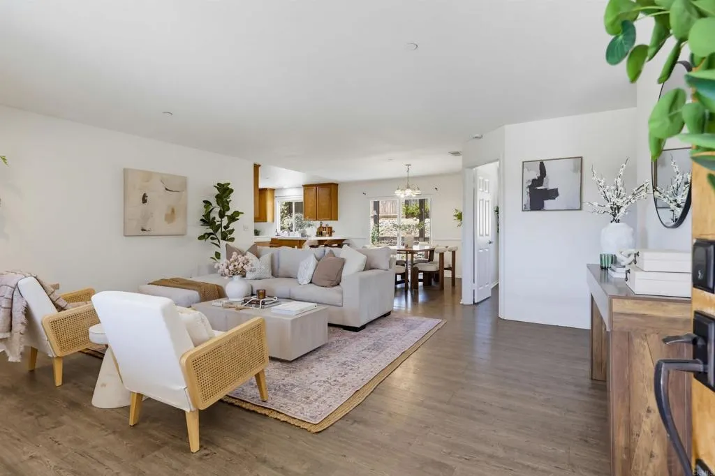 https://cdn.realtyfeed.com/cdn/127/306781170/7fc359c8efb1908b56998912c168fb5b.webp