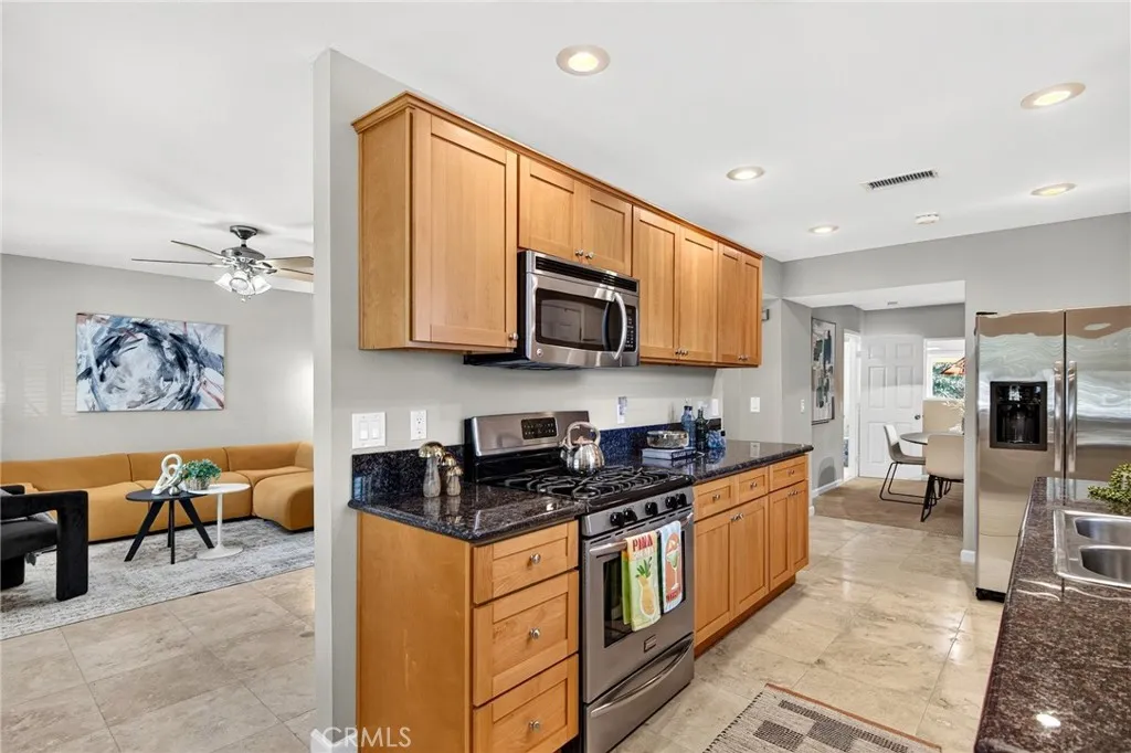 https://cdn.realtyfeed.com/cdn/127/306781186/4dbe08d1ef554f2b2ed5010ddb089ae0.webp