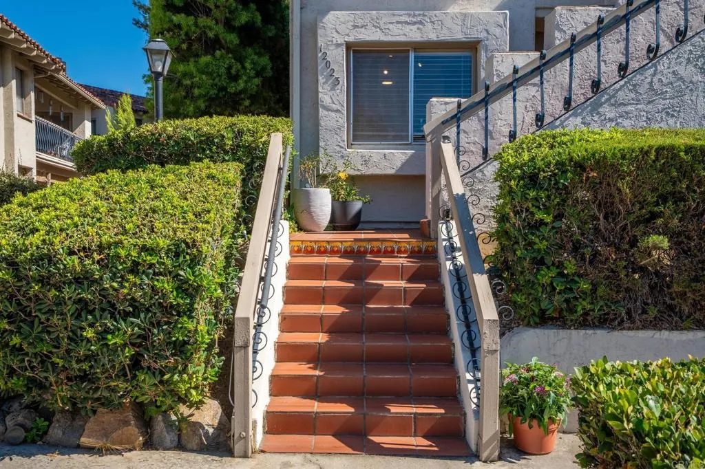 12023 Caminito Campana, Rancho Bernardo (San Diego), CA 92128 - Photo 2 of 38, Rancho Bernardo (san Diego), CA