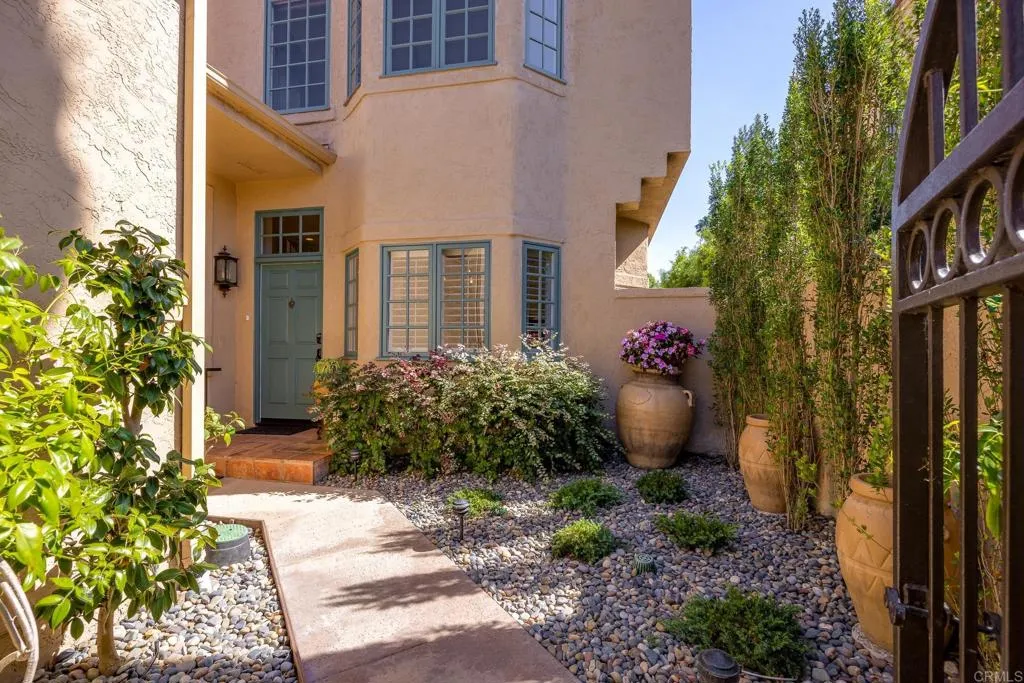 https://cdn.realtyfeed.com/cdn/127/306781357/bfdf22da47779205936177ea78477e74.webp