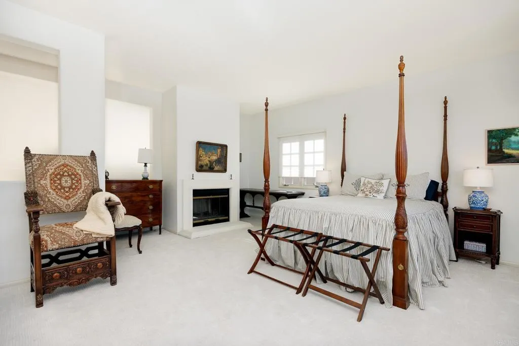 https://cdn.realtyfeed.com/cdn/127/306781357/ca1201bc99a12ba2b62c45eed423a8be.webp