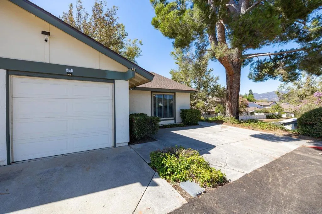 256 Parkside, Escondido, CA 92026 - Main photo, Escondido, CA