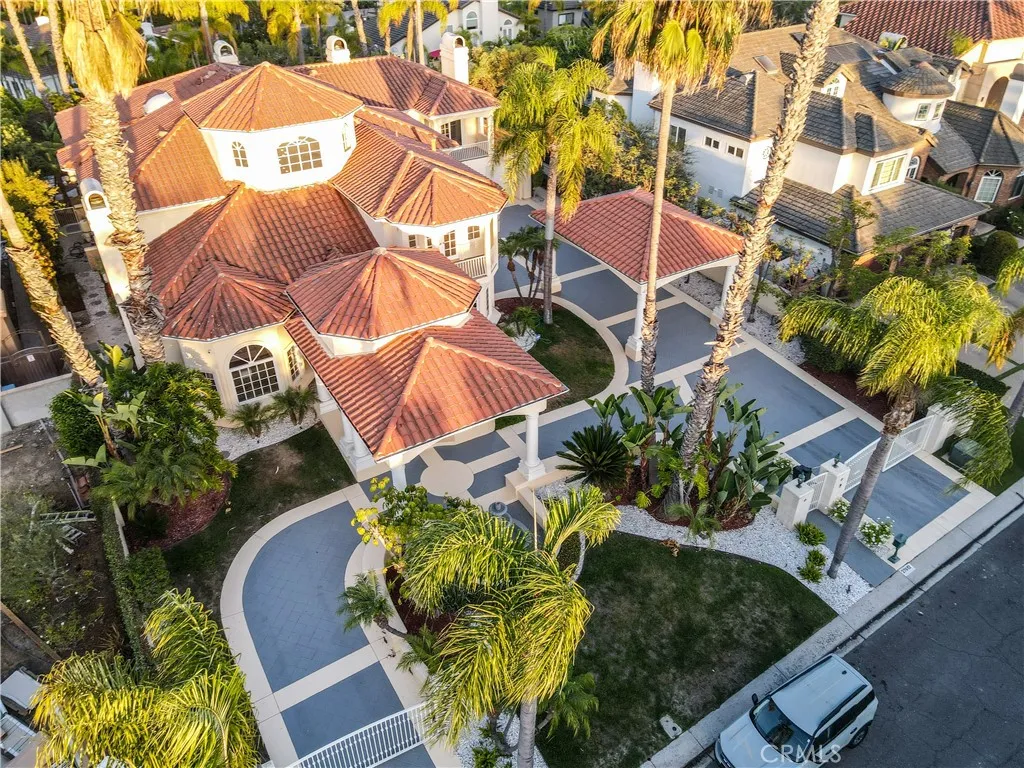 Laguna Hills, CA 92653