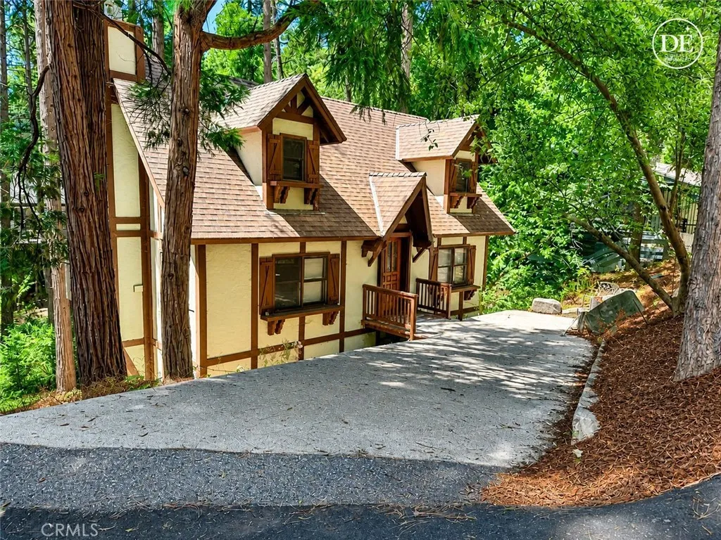 Crestline, CA 92325