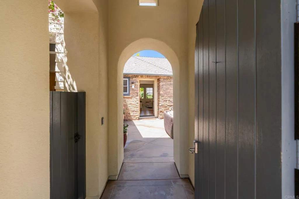 https://cdn.realtyfeed.com/cdn/127/306781481/174ea0c8a2345c46467362658491b285.webp