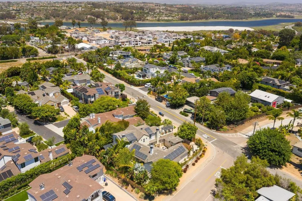 https://cdn.realtyfeed.com/cdn/127/306781481/62852e175ebfca1a1d109a8e9c963108.webp