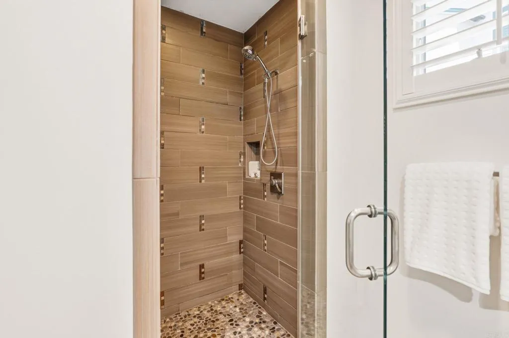 https://cdn.realtyfeed.com/cdn/127/306781481/800ccbe2abb734dfb969d46d24d183c6.webp