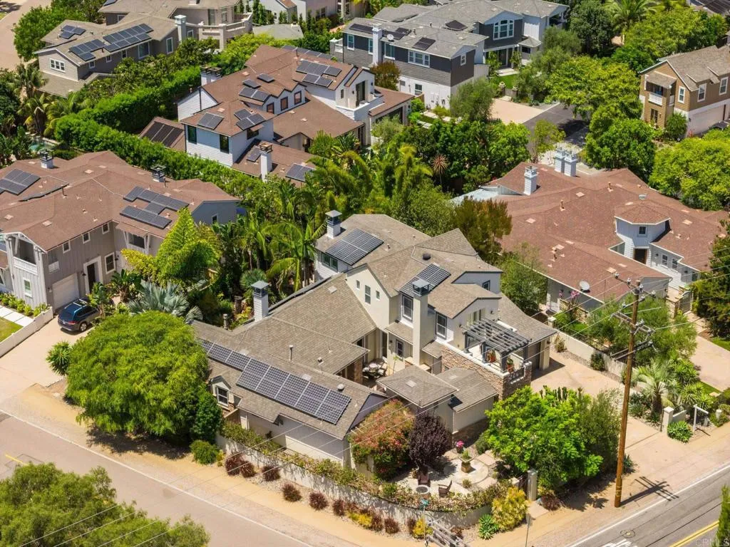https://cdn.realtyfeed.com/cdn/127/306781481/a7b5db40b79f5edfb88f6a8fc854b25a.webp