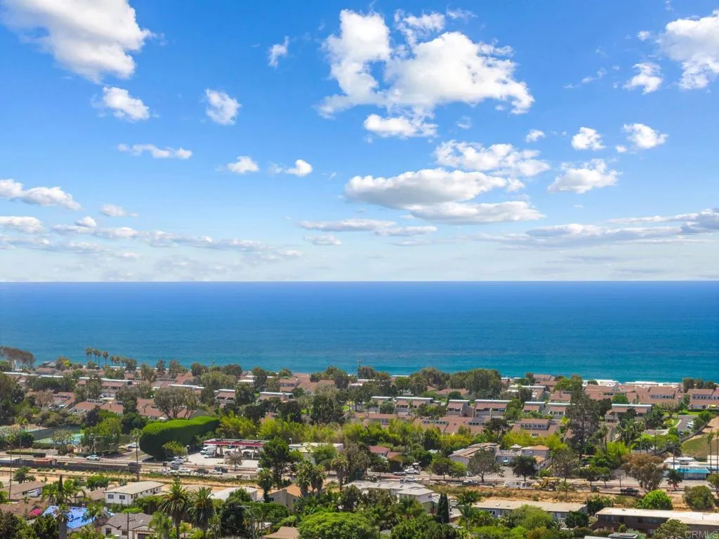 https://cdn.realtyfeed.com/cdn/127/306781481/c127d702bf98da72c546ab1e32399e4f.webp