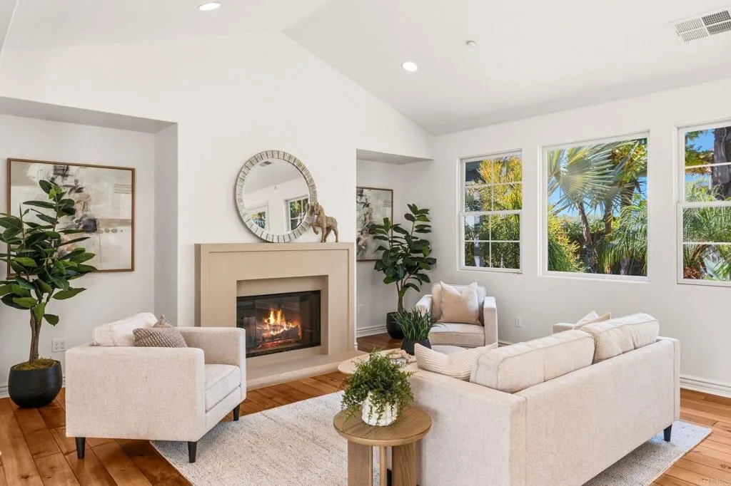 https://cdn.realtyfeed.com/cdn/127/306781481/eb80d5ff03ae77f0c6ea18c12f72c094.webp