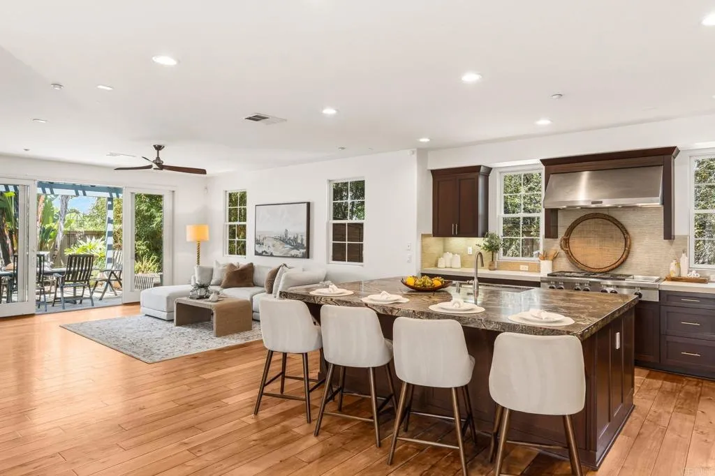 https://cdn.realtyfeed.com/cdn/127/306781481/ff0c9311a77d34b5e0605c8b4624e732.webp