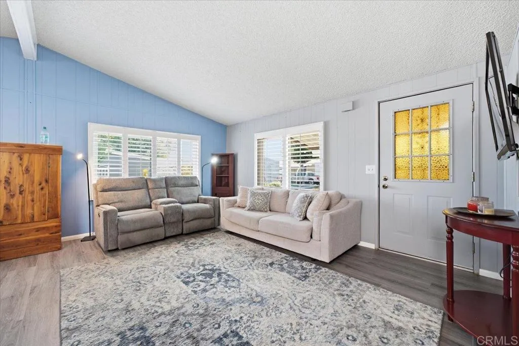 https://cdn.realtyfeed.com/cdn/127/306781528/d901abff44dfa648af8c80d191717965.webp