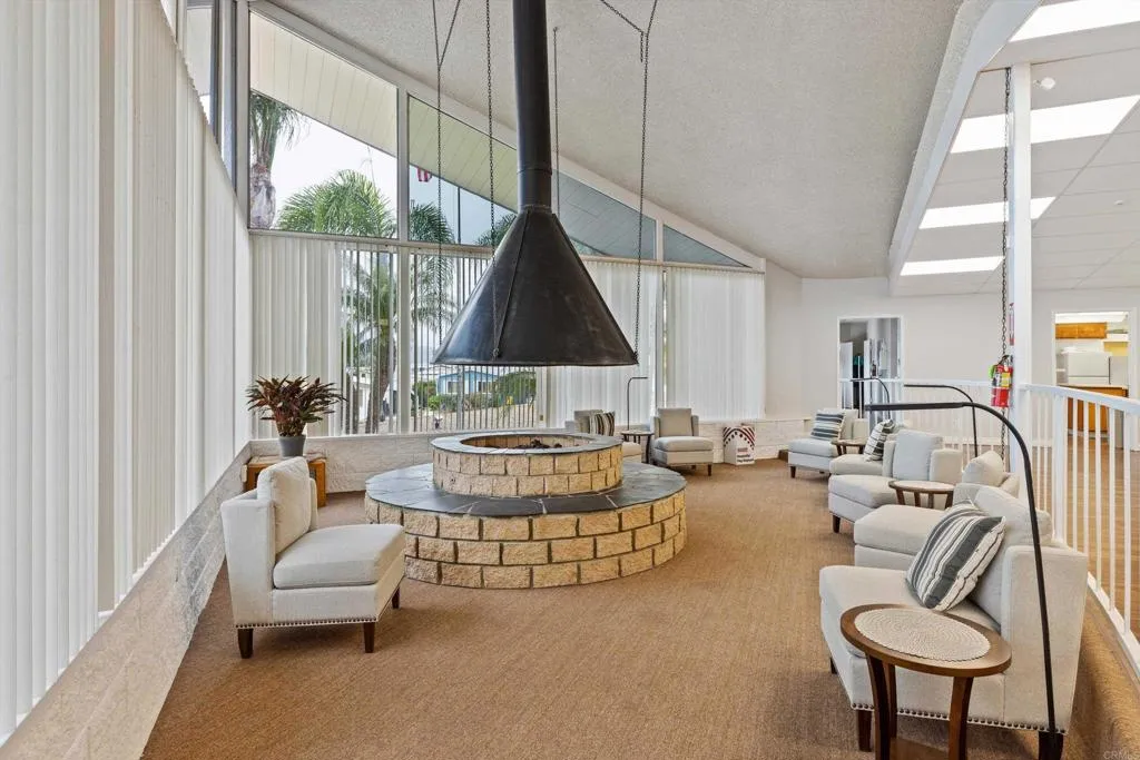 https://cdn.realtyfeed.com/cdn/127/306781529/d670ca2636d9aea7e8d13127a9d02773.webp