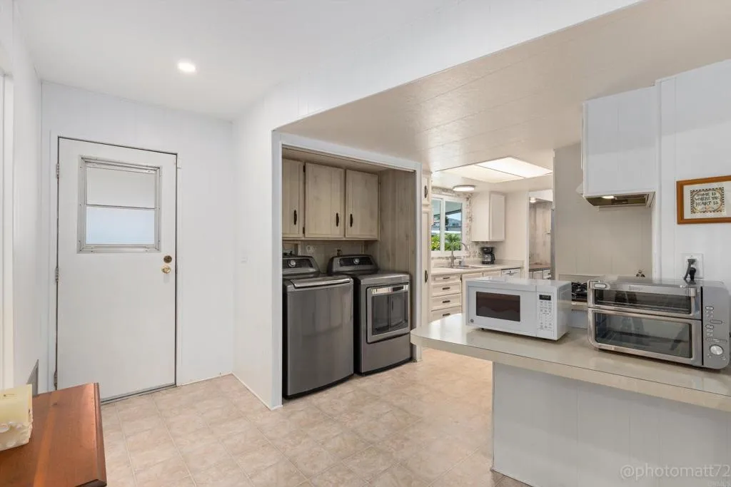 https://cdn.realtyfeed.com/cdn/127/306781529/dba6f73c66dcad377a02478e689b099c.webp