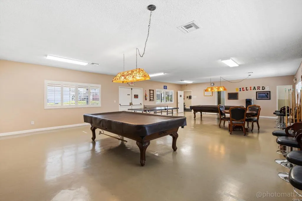 https://cdn.realtyfeed.com/cdn/127/306781529/f6c71b336bc81c919538b7a1f5cc48fc.webp