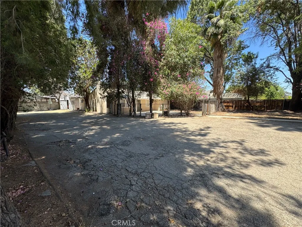 Reseda, CA 91335