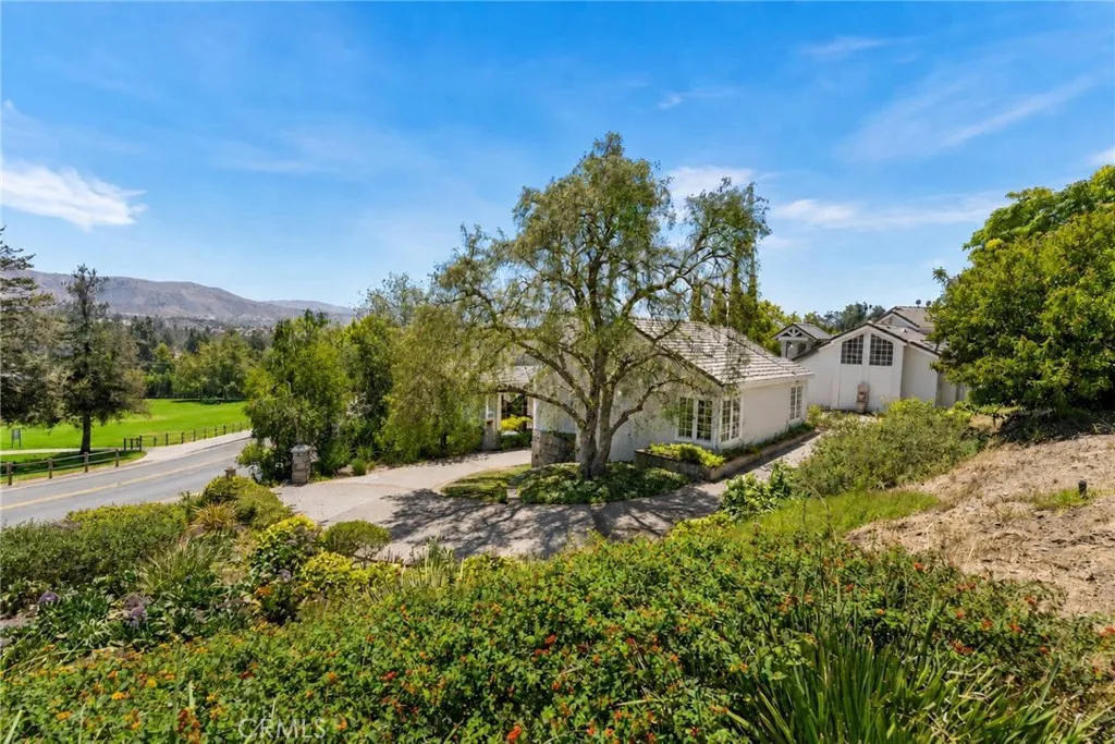 North Tustin, CA 92705