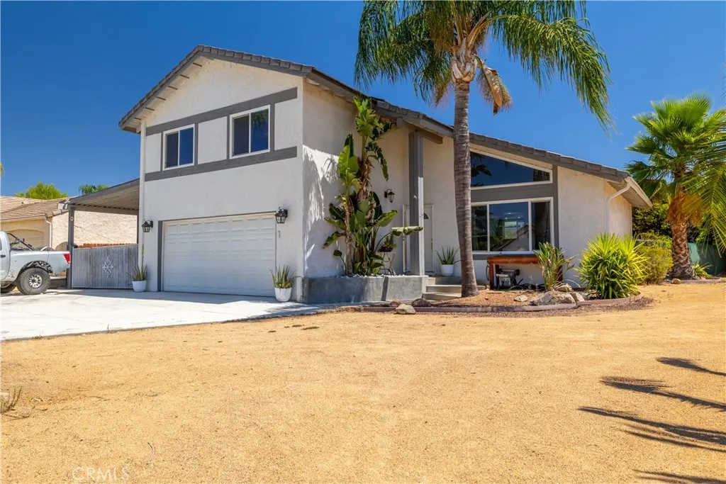 24218 Canyon Lake North