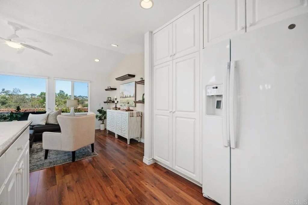https://cdn.realtyfeed.com/cdn/127/306781653/2a289aa1c9eb04a87b68b82a5c1df89c.webp