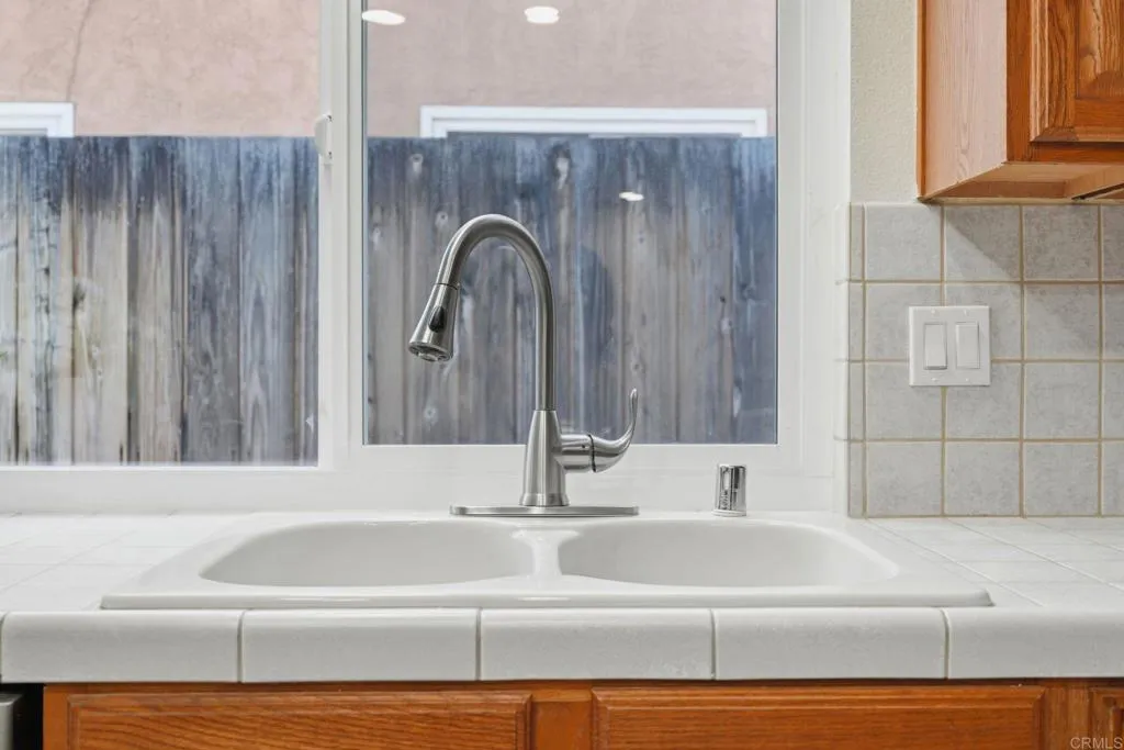https://cdn.realtyfeed.com/cdn/127/306781658/5606ee434fd2fb3eeb0ef8989060ea70.webp