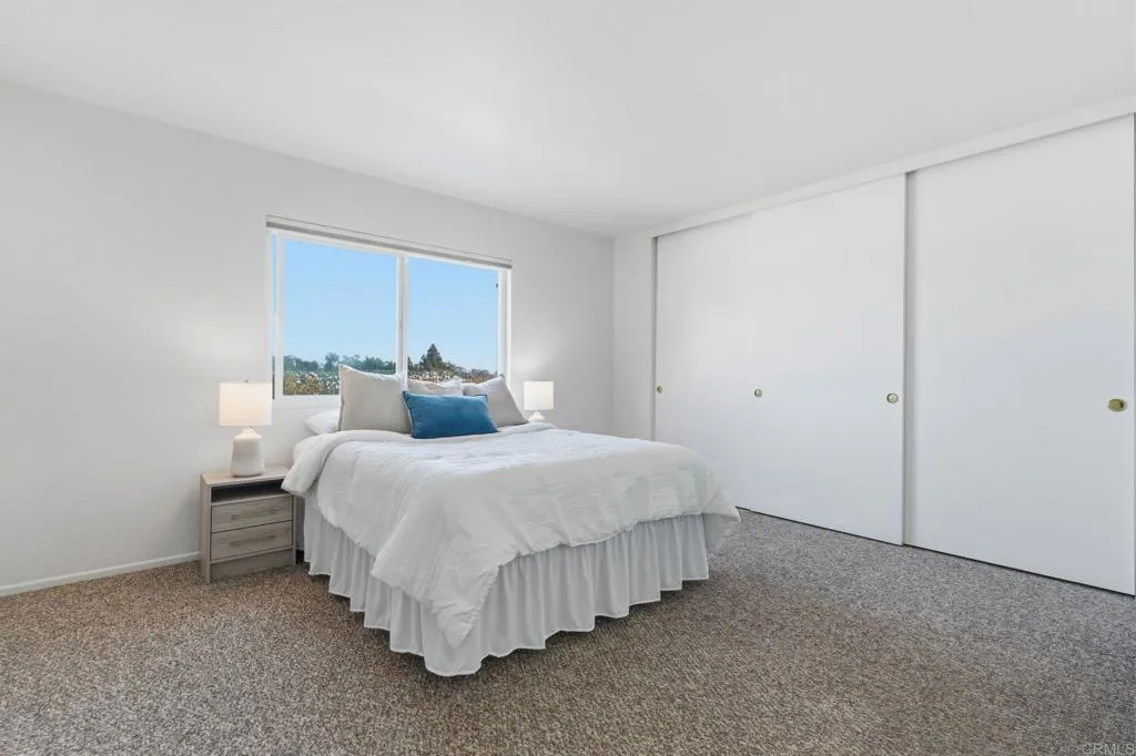 https://cdn.realtyfeed.com/cdn/127/306781658/5b3cf40a27f2c6f90153a1a2580dabf6.webp