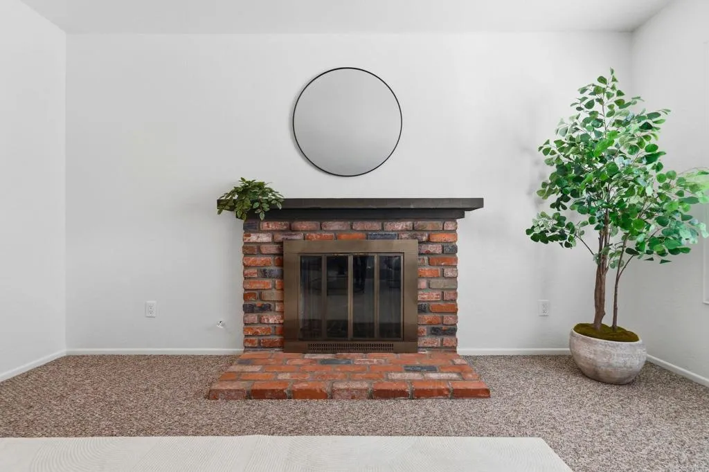 https://cdn.realtyfeed.com/cdn/127/306781658/bd957e4c85fbfdb45a856afd5dfb3840.webp