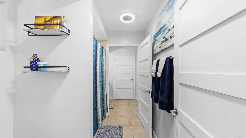 https://cdn.realtyfeed.com/cdn/127/306781708/26ad28be7e0942e29f2d160b5295ee6f.webp