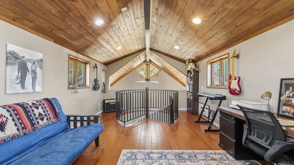 https://cdn.realtyfeed.com/cdn/127/306781708/5c7c6ccf25cc9cbdd1660b69b0ecaa7c.webp
