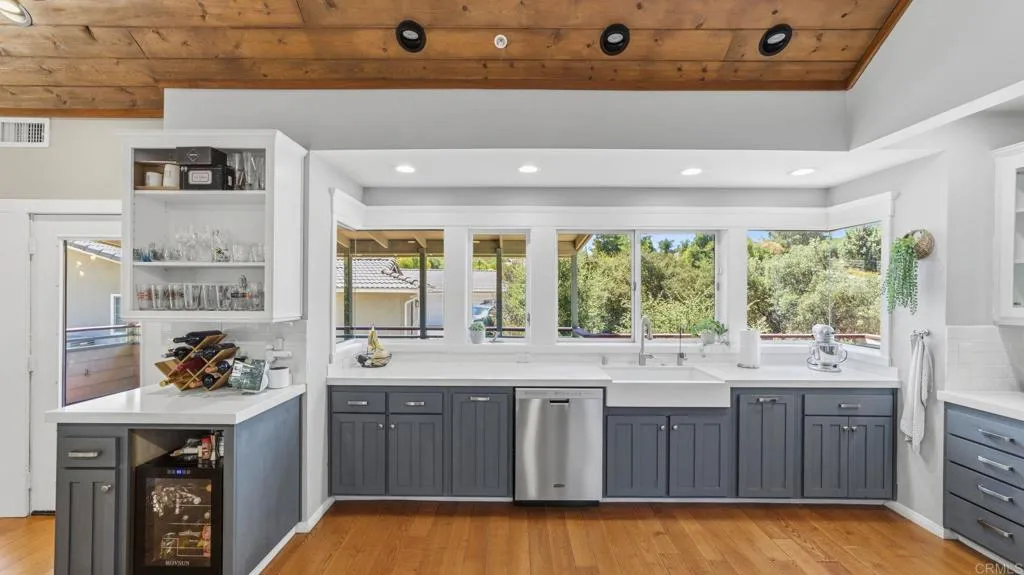 https://cdn.realtyfeed.com/cdn/127/306781708/871dac9d808f7962de151dad450c4cf0.webp