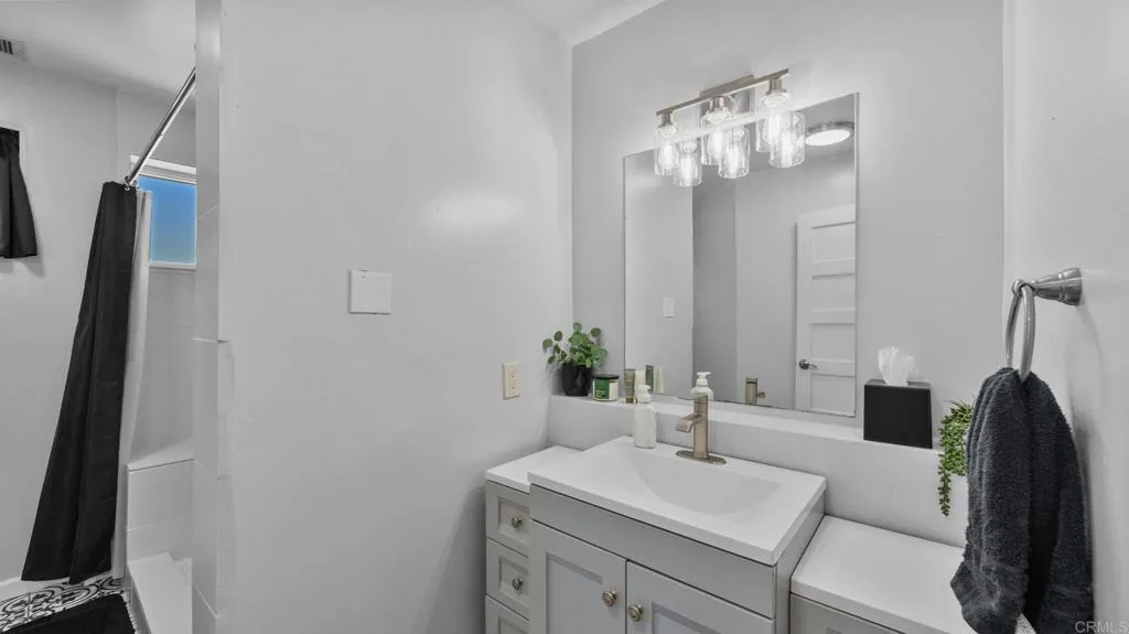 https://cdn.realtyfeed.com/cdn/127/306781708/8957a66337b6afa0a5dd5143225ec822.webp