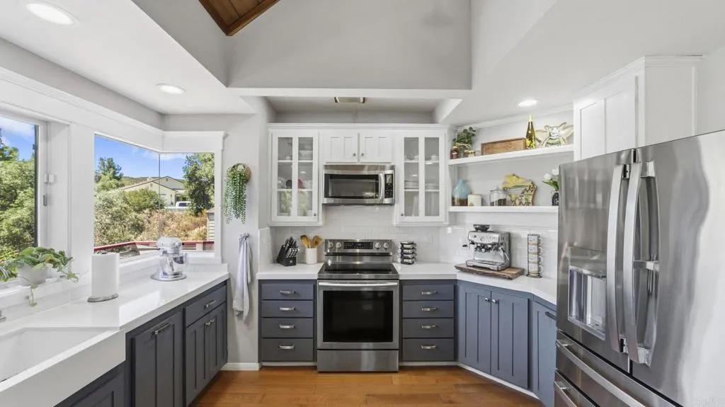 https://cdn.realtyfeed.com/cdn/127/306781708/ded74daad376ae58fcce76d1ed9fd7eb.webp