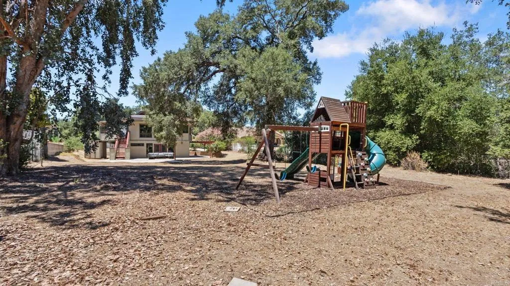 https://cdn.realtyfeed.com/cdn/127/306781708/fe468ccdea46886a62620ea114946c32.webp