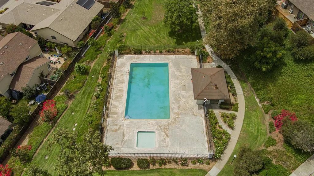 https://cdn.realtyfeed.com/cdn/127/306781718/4d2d6a8b215cf51aef7fee82b43227d6.webp
