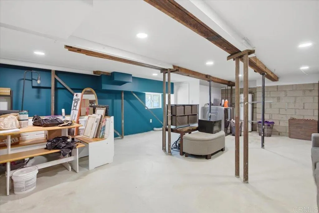 https://cdn.realtyfeed.com/cdn/127/306781719/7940be479f9f77738b22fd3dce847f31.webp