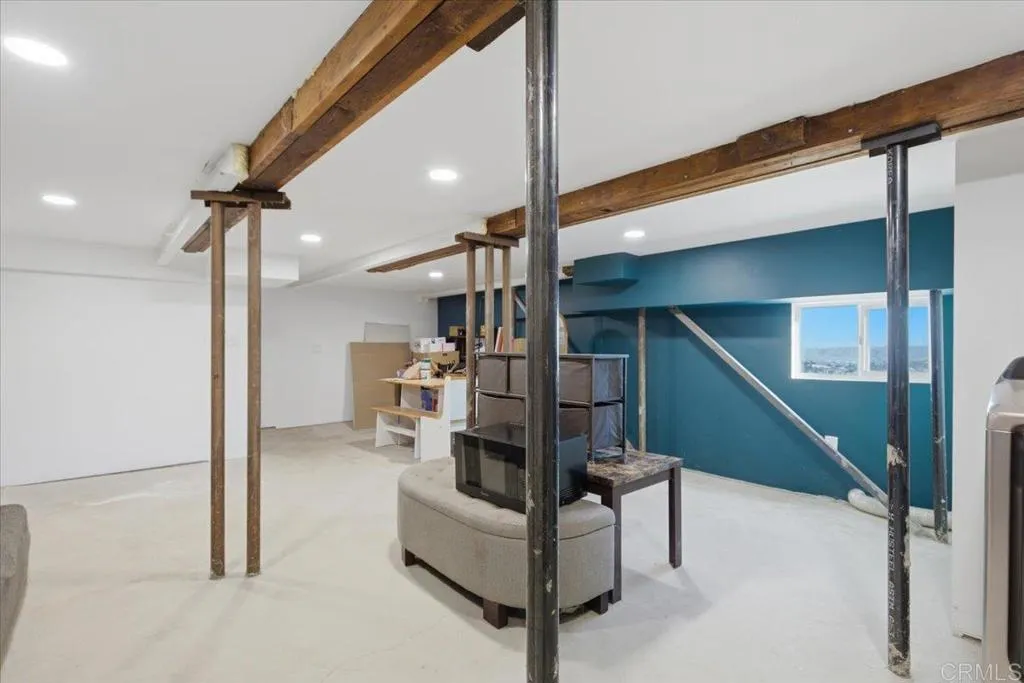 https://cdn.realtyfeed.com/cdn/127/306781719/c4c4c388d0c7b92a51a6c3d109c61c94.webp