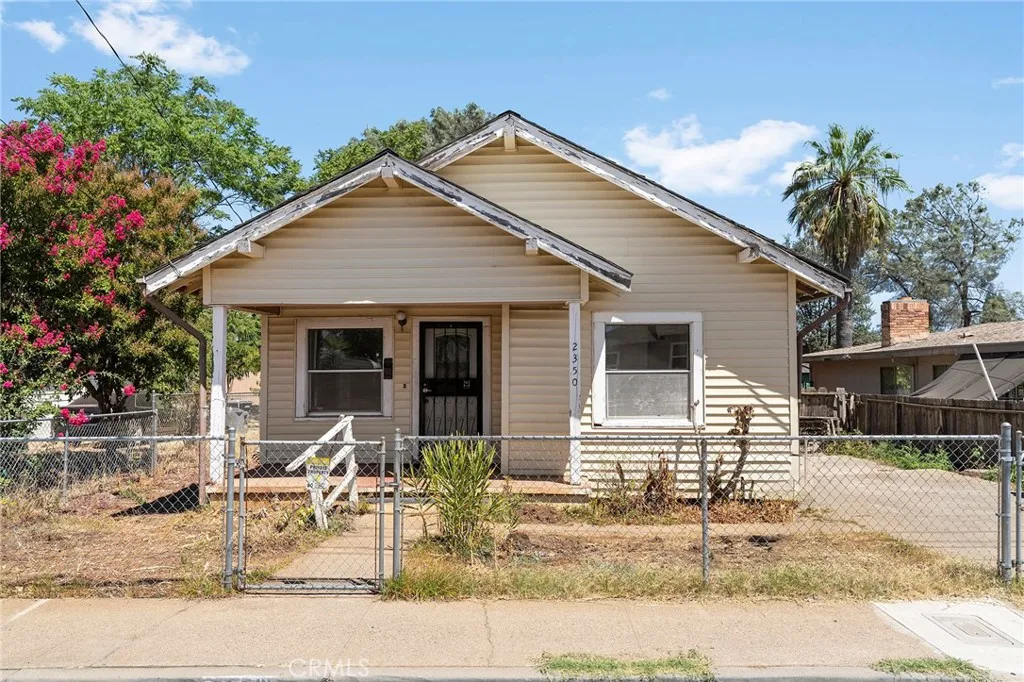 2350 Mesa Avenue