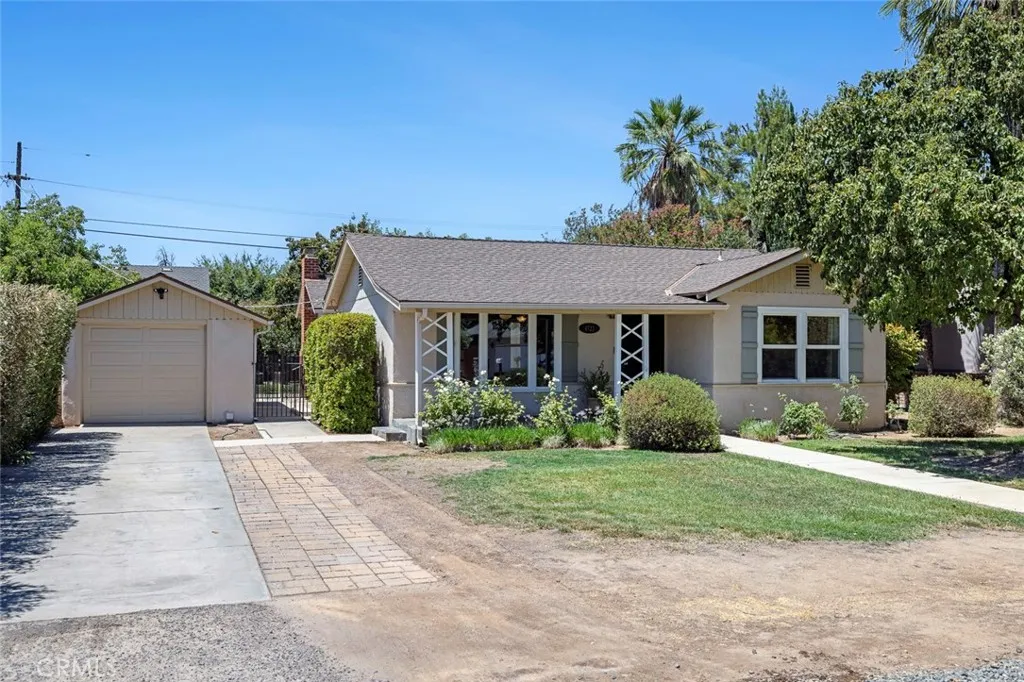 4723 N Harrison