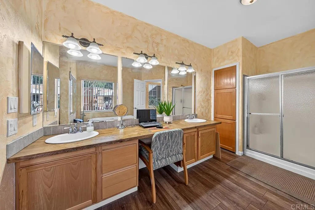 https://cdn.realtyfeed.com/cdn/127/306781767/13cc215e93feea9074016fc86c6ec145.webp